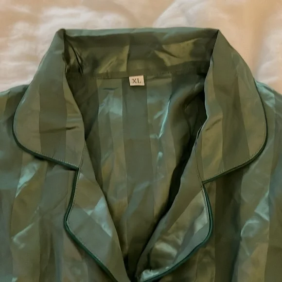 Pajama set - Picture 3 of 6